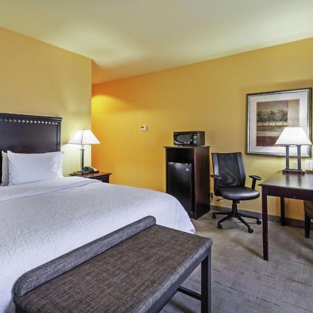 Hampton Inn & Suites Owasso Bagian luar foto