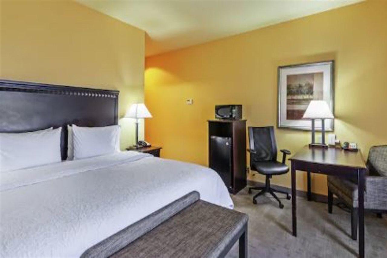 Hampton Inn & Suites Owasso Bagian luar foto