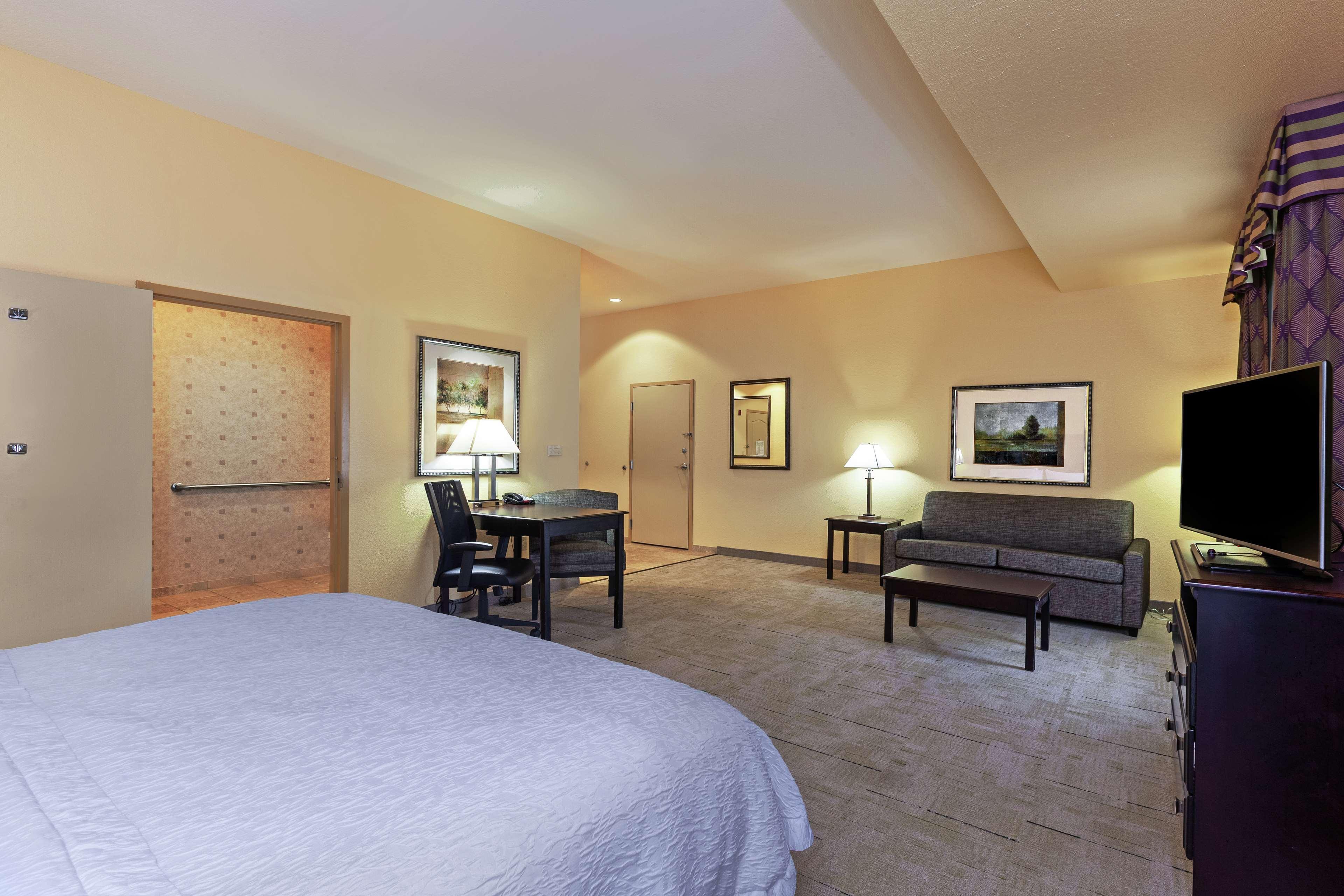Hampton Inn & Suites Owasso Bagian luar foto
