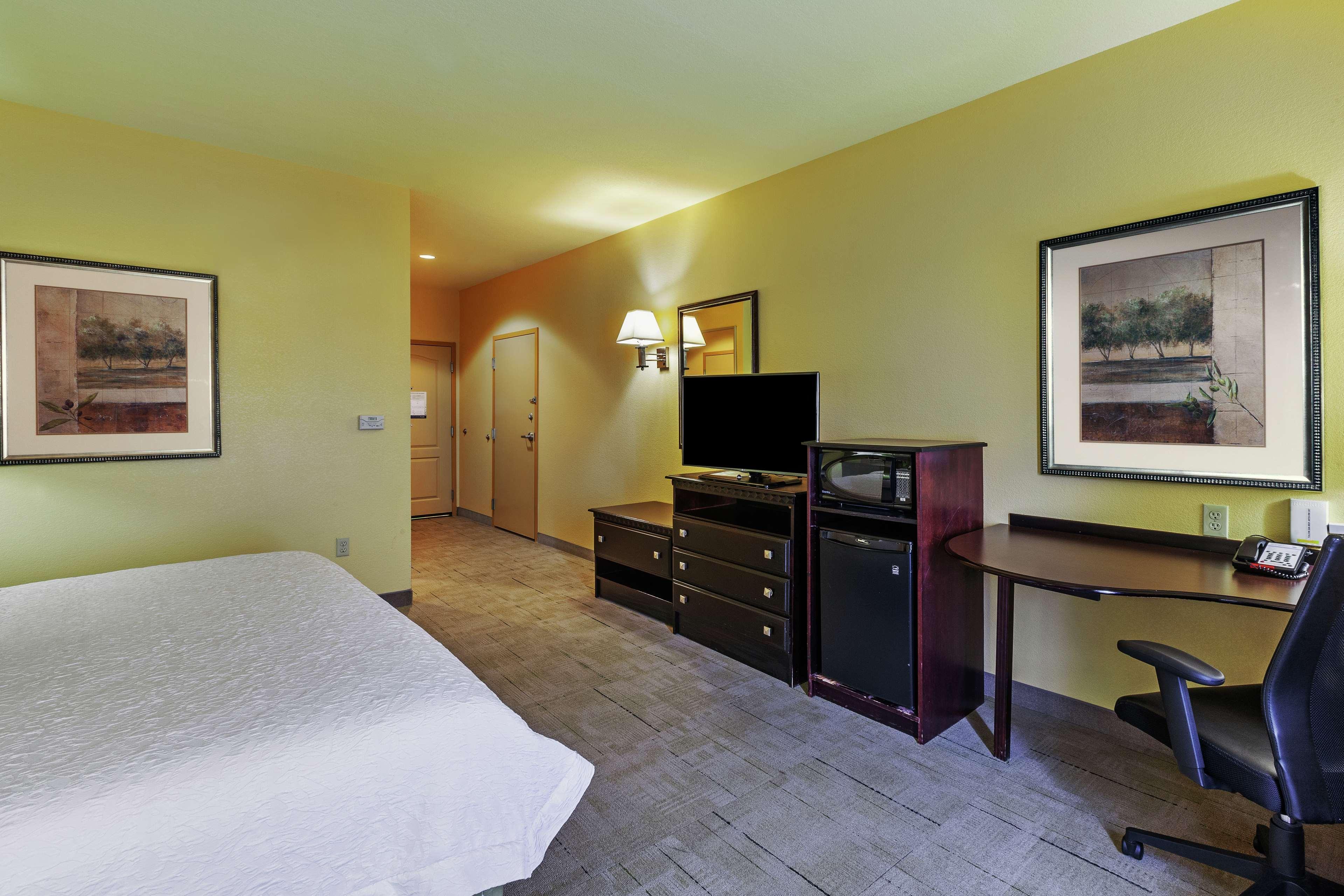 Hampton Inn & Suites Owasso Bagian luar foto